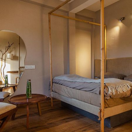 Exstasy Stays - Bathtub Rooms & Cafe - Your Romantic & Cozy Getaway - Thhpsociety - Mukteshwar Luaran gambar