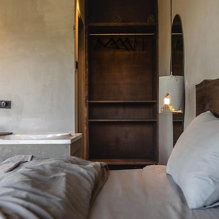 Exstasy Stays - Bathtub Rooms & Cafe - Your Romantic & Cozy Getaway - Thhpsociety - Mukteshwar Luaran gambar