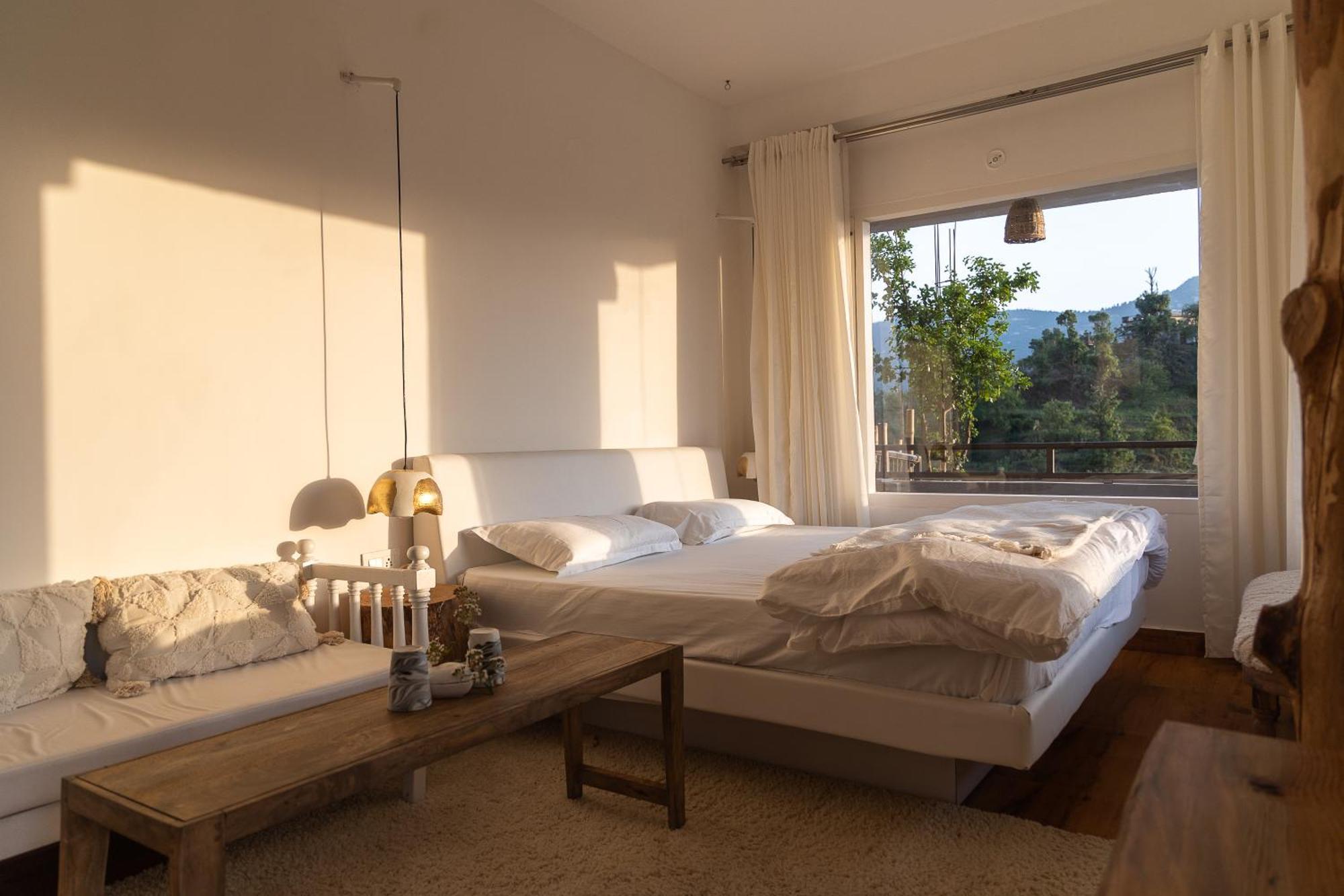 Exstasy Stays - Bathtub Rooms & Cafe - Your Romantic & Cozy Getaway - Thhpsociety - Mukteshwar Luaran gambar